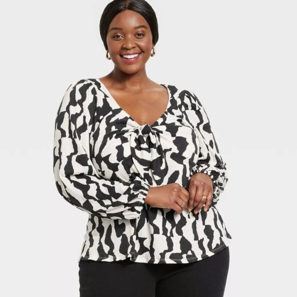 LIKE NEW Black & White Print Plus Sz 3X Casual or Dress Tie Front Stretch Shirt